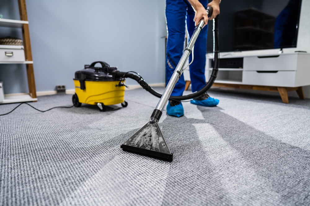 Schonende Teppichreinigung mit professionellem Gerät durch die KOFLER GmbH
